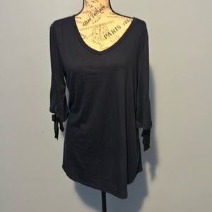 2/4 sleeve shirt